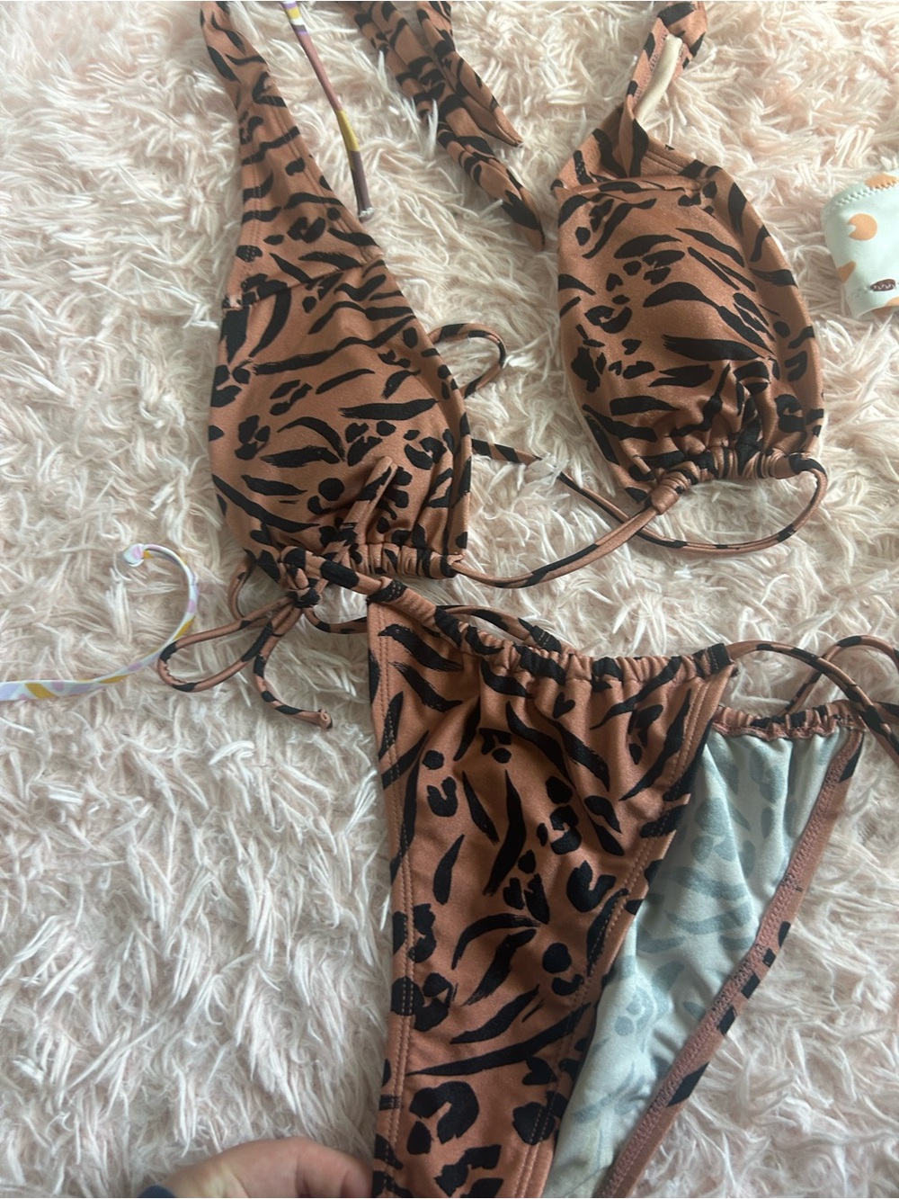 Cupshe Bikini Bundle - Picture 8 of 9